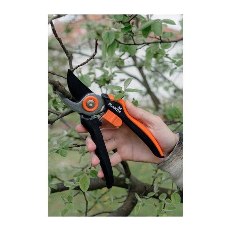 Секатор плоскостной Plantic P200